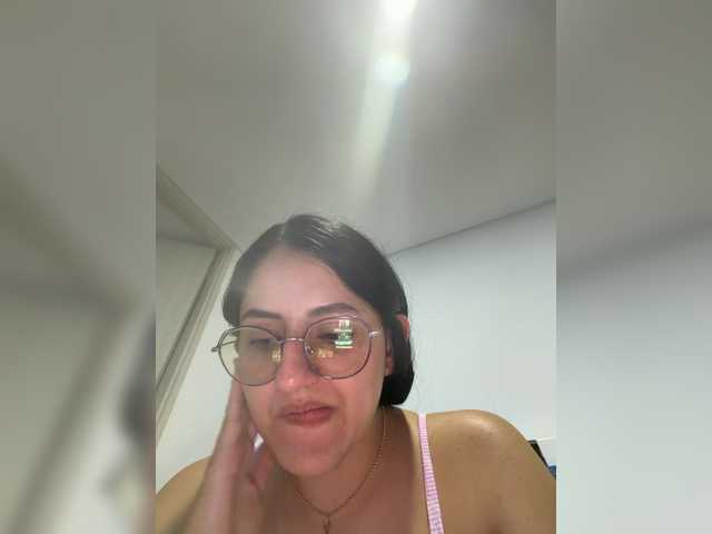 EvanShell1 live cam on BongaCams