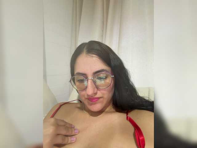 EvanShell1 live cam on BongaCams