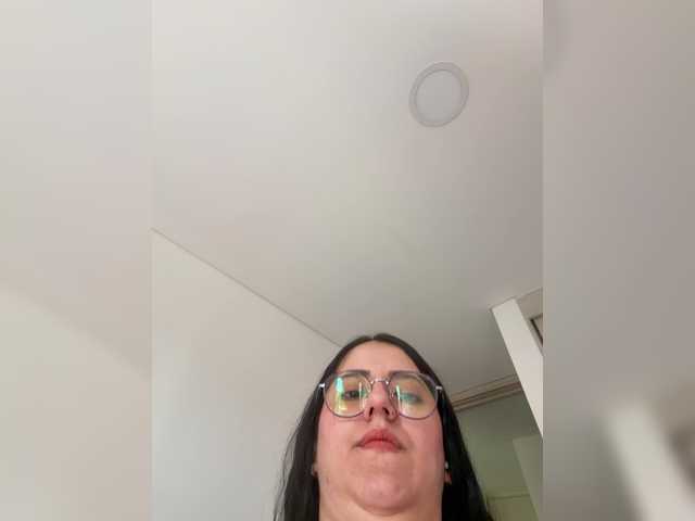 EvanShell1 live cam on BongaCams