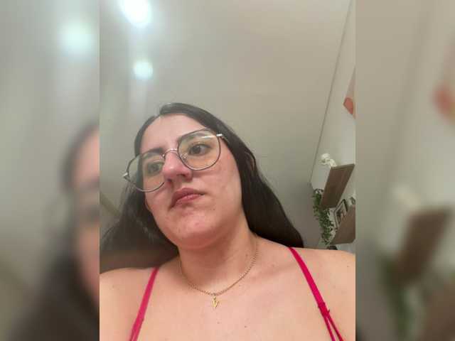 EvanShell1 live cam on BongaCams