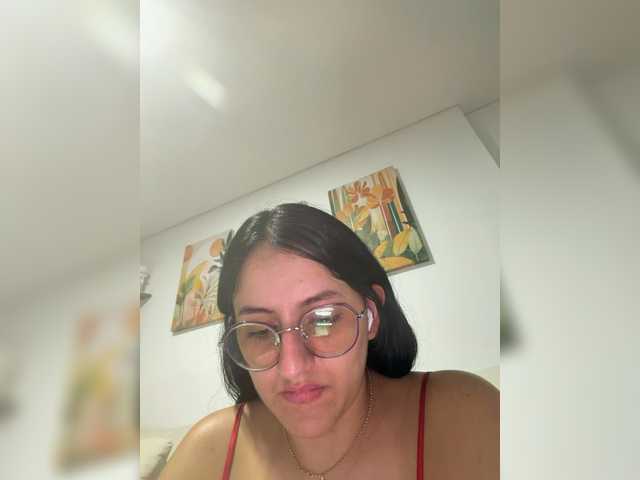 EvanShell1 live cam on BongaCams