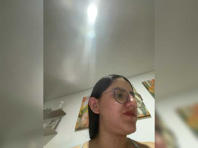 EvanShell1 live cam on BongaCams