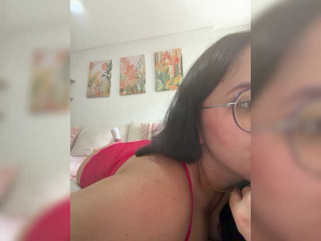 EvanShell1 live cam on BongaCams