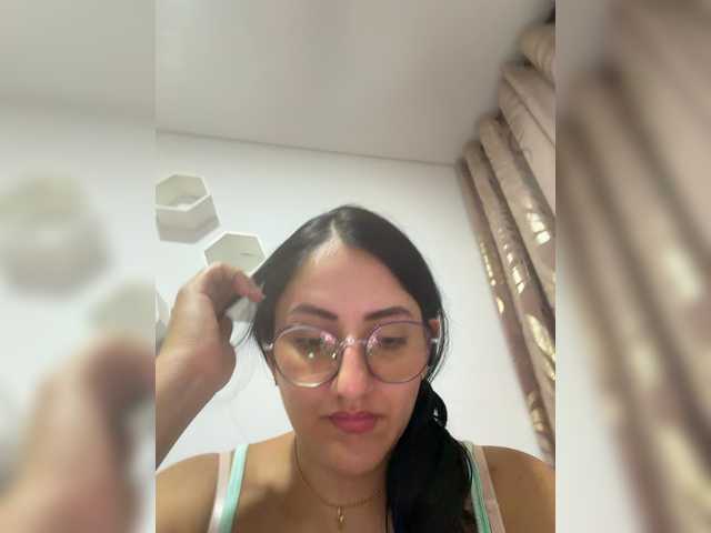 EvanShell1 live cam on BongaCams