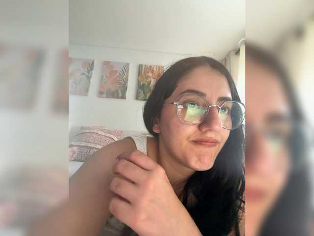 EvanShell1 live cam on BongaCams