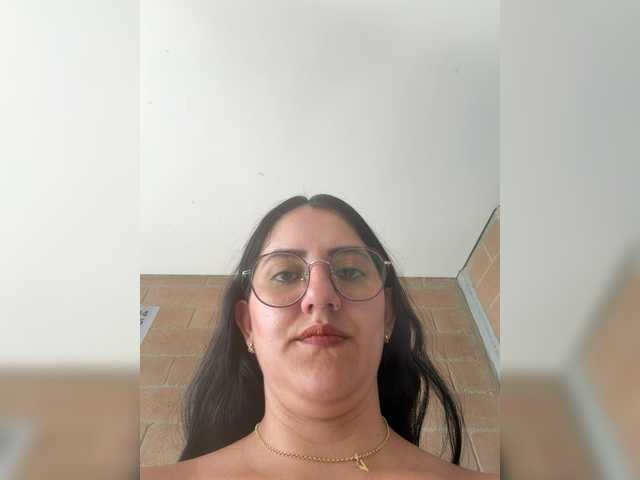 EvanShell1 live cam on BongaCams