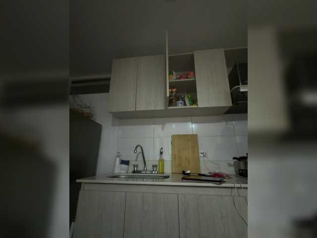 EvanShell1 live cam