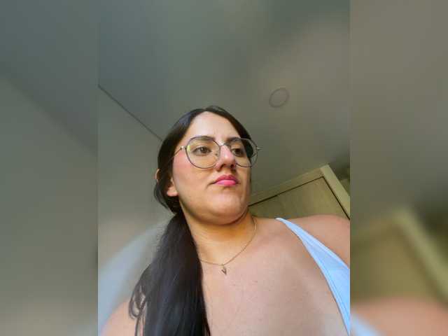 EvanShell1 live cam on BongaCams
