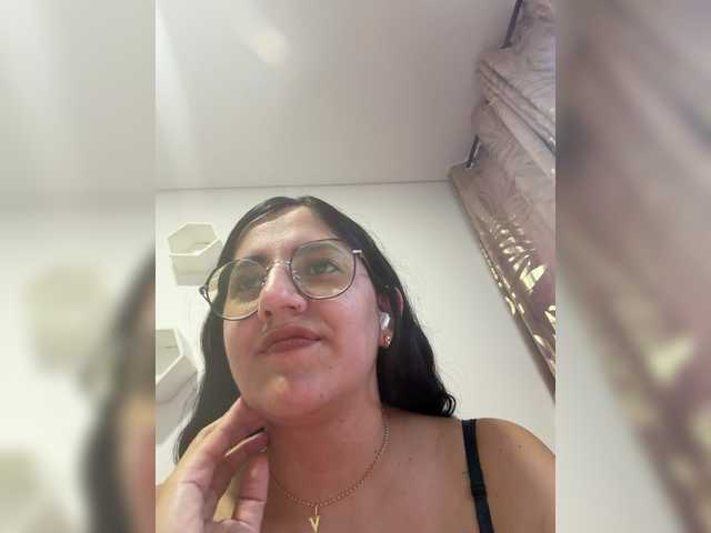 EvanShell1 live cam preview