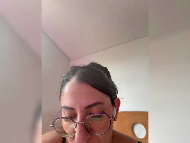 EvanShell1 live cam on BongaCams