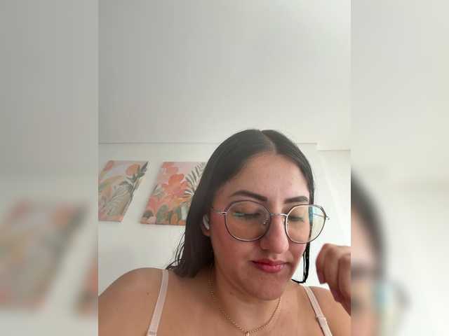 EvanShell1 live webcam show