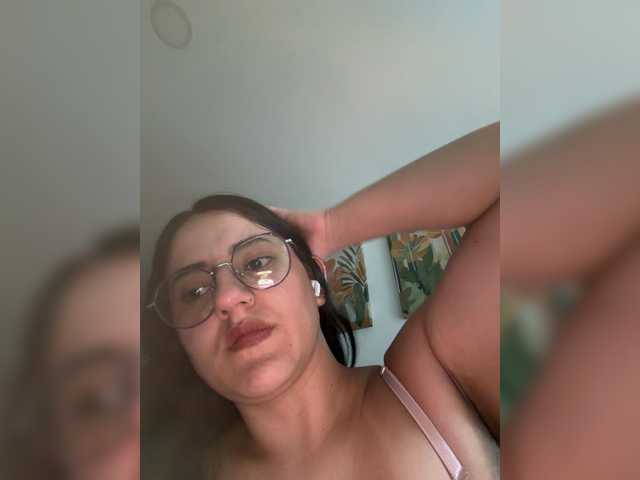 EvanShell1 live cam on BongaCams