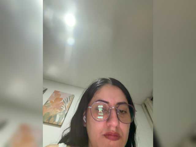 EvanShell1 live cam on BongaCams