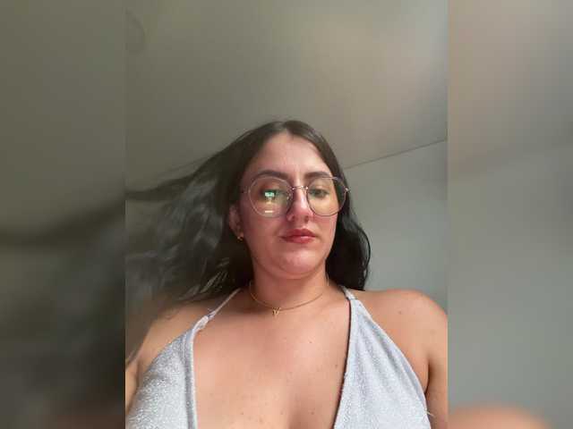 EvanShell1 live cam on BongaCams