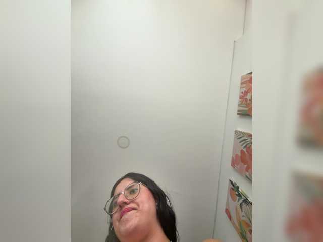 EvanShell1 live cam on BongaCams