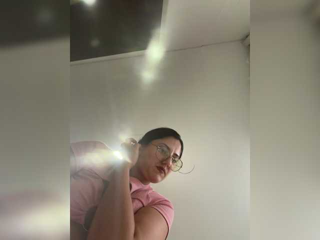 EvanShell1 live cam on BongaCams