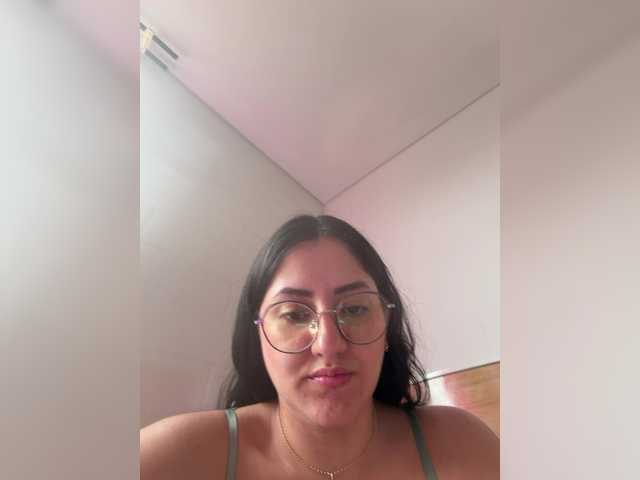 EvanShell1 live cam on BongaCams