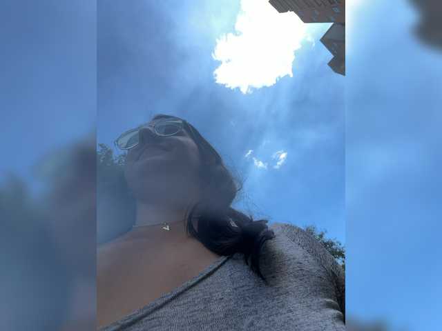EvanShell1 live cam on BongaCams