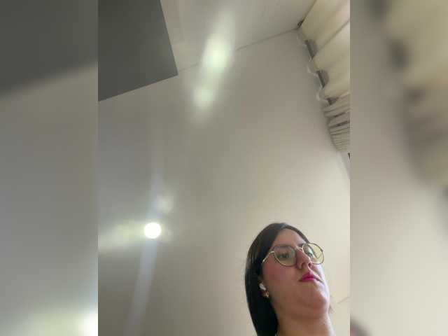 EvanShell1 live cam on BongaCams