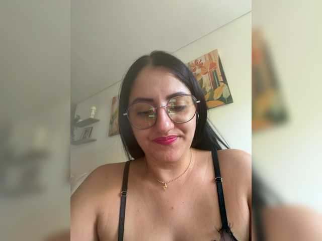 EvanShell1 live cam on BongaCams