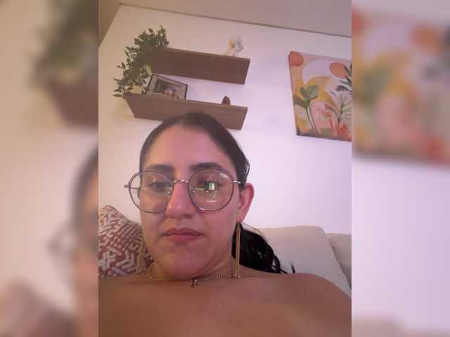 EvanShell1 live cam on BongaCams
