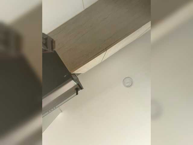 EvanShell1 live cam on BongaCams