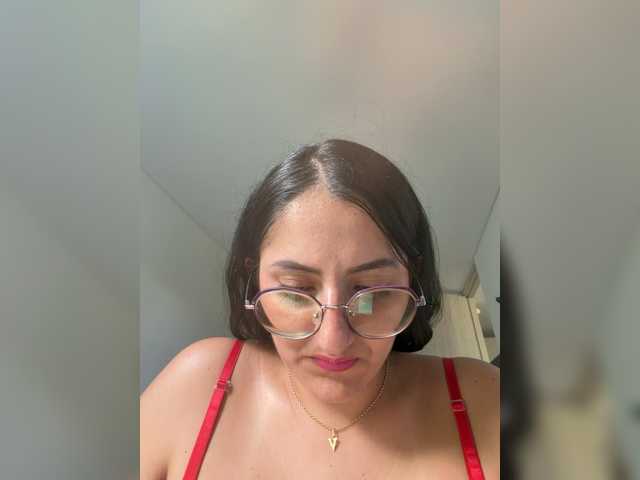 EvanShell1 live cam on BongaCams