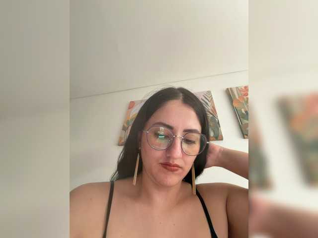 EvanShell1 live cam on BongaCams