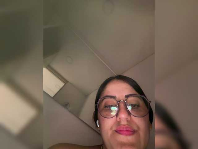 EvanShell1 live webcam show