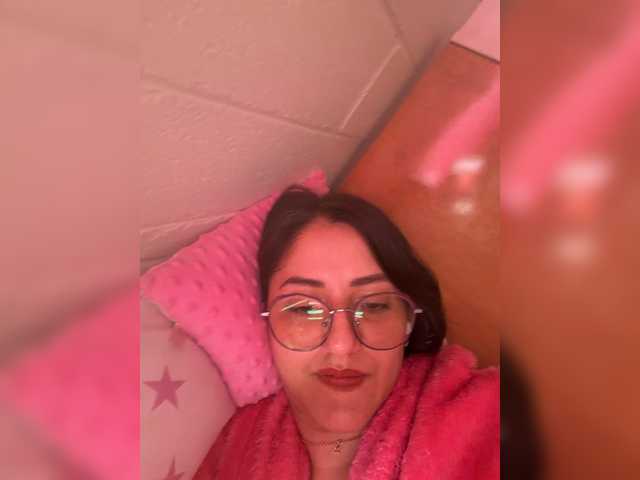 EvanShell1 live cam on BongaCams