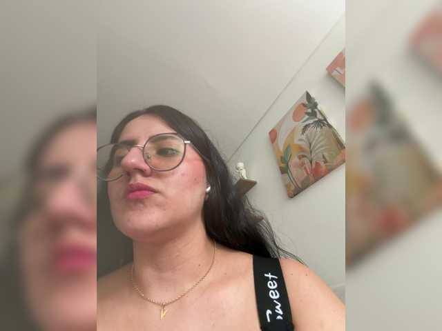 EvanShell1 live cam on BongaCams