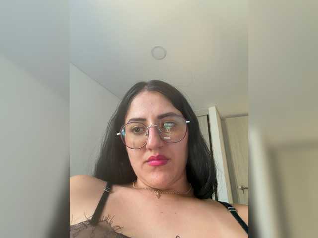 EvanShell1 live webcam show