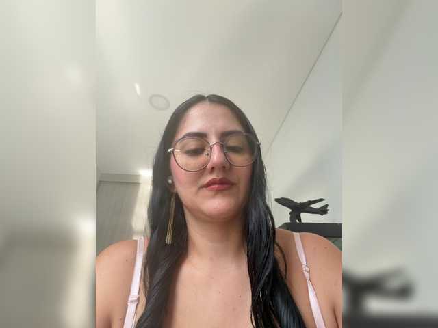 EvanShell1 live cam preview