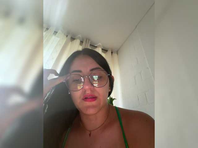 EvanShell1 live cam on BongaCams