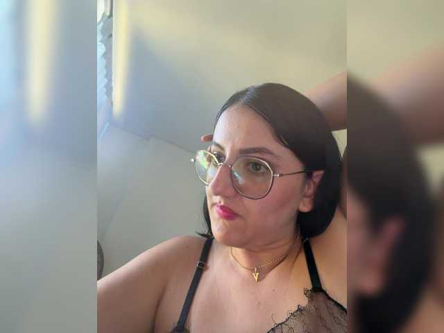 EvanShell1 live webcam show