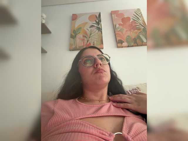 EvanShell1 live cam on BongaCams