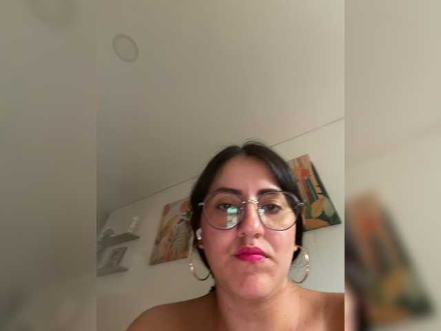 EvanShell1 live cam on BongaCams