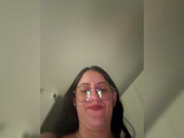 EvanShell1 live cam on BongaCams