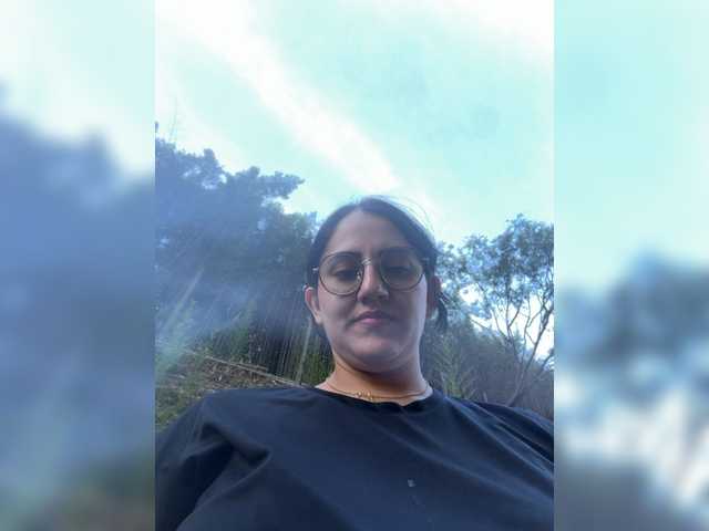 EvanShell1 live cam on BongaCams