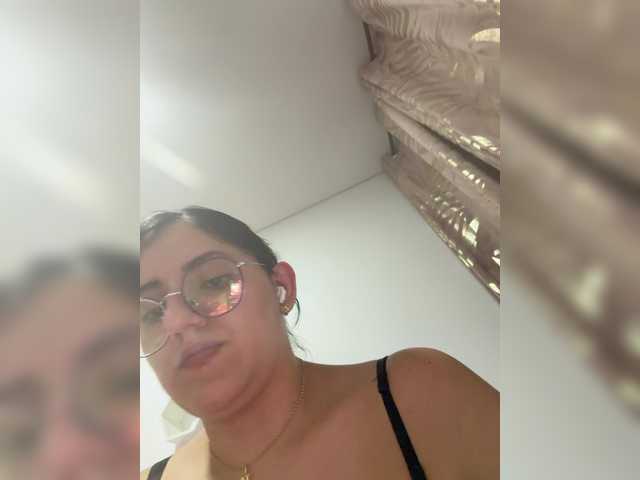 EvanShell1 live cam preview