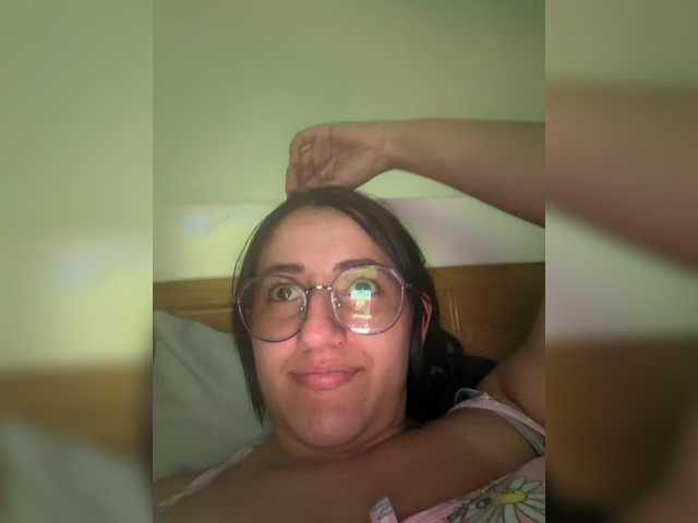 EvanShell1 live cam on BongaCams
