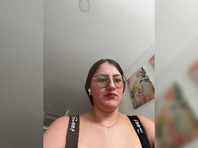 EvanShell1 live cam on BongaCams