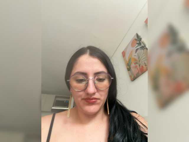 EvanShell1 live cam on BongaCams