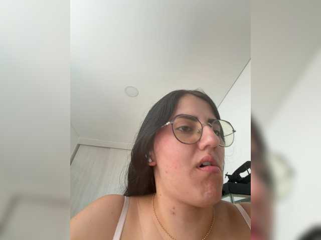 EvanShell1 live webcam show