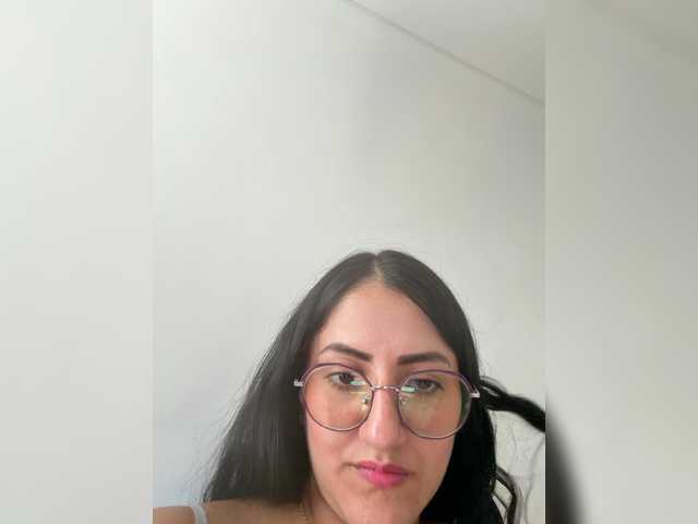 EvanShell1 live cam on BongaCams