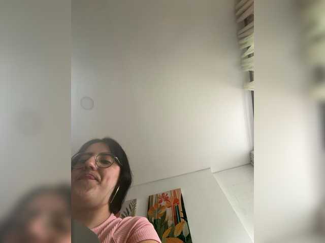 le modèle EvanShell1 est en webcam porno dans un show sur le site bongacams, il possède les tags suivants: Latino/Hispanic,Brunette,Hairy