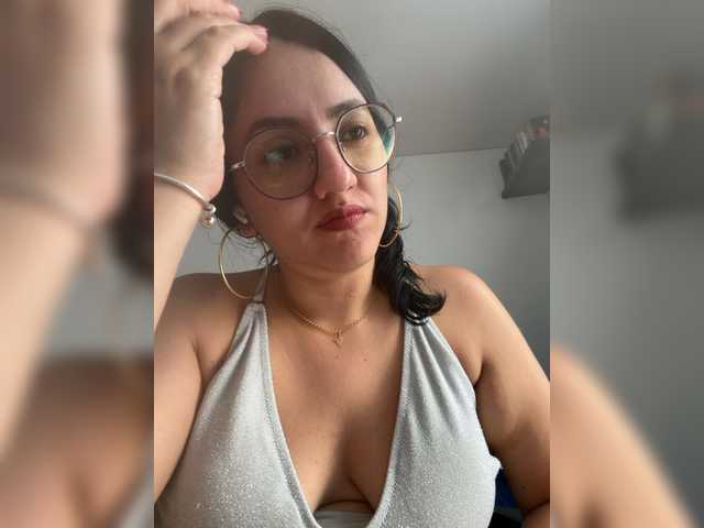 EvanShell1's BongaCams show and profile