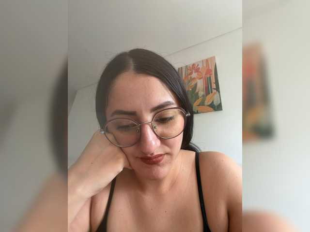EvanShell1 live cam on BongaCams