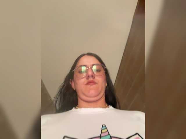 EvanShell1 live cam on BongaCams