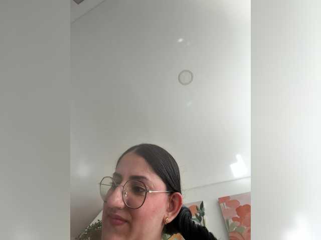 EvanShell1 live cam preview